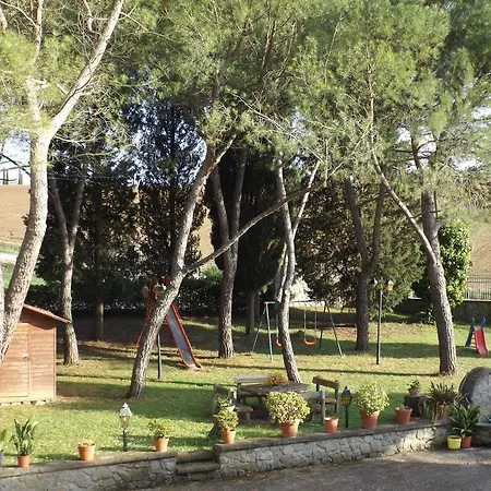 Casa Dei Pini Апартаменти