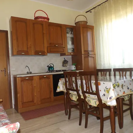 Casa Dei Pini Апартаменти Кортона