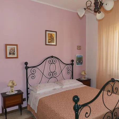 Casa Dei Pini Апартаменти *